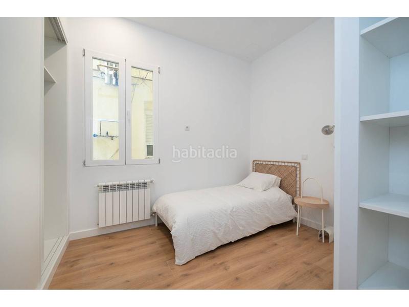 Foto 5caadeb5-ac3c-4def-bb58-942f4fa94453. Piso reformado y amueblado. muy próximo al parque del retiro. en Madrid