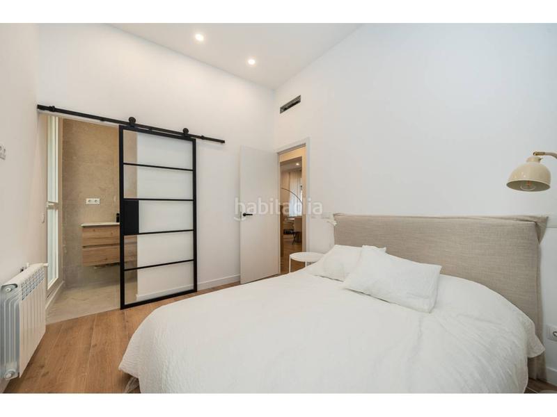 Foto 973bfc1e-f59d-4c61-ba20-1793e943055a. Piso reformado y amueblado. muy próximo al parque del retiro. en Madrid