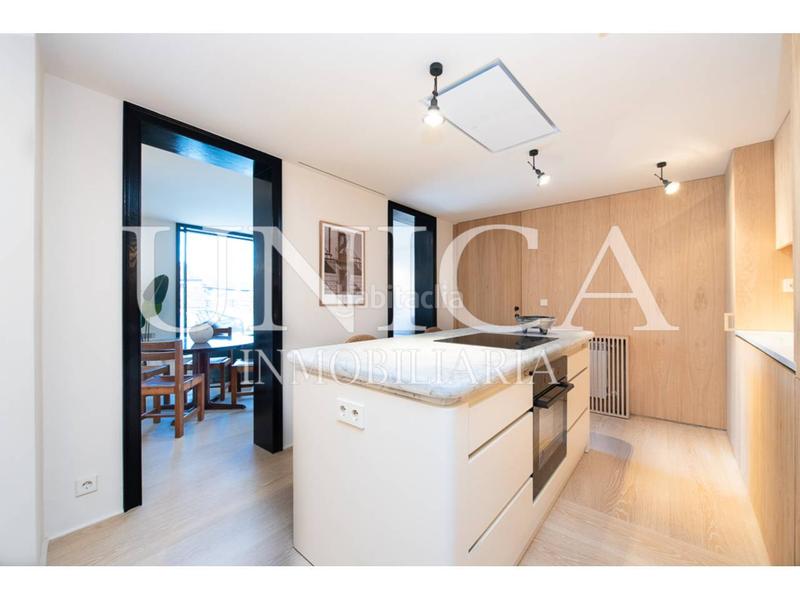 Foto 1ce3eed5-2ffc-42de-8f80-6e46a41b70d7. Attique avec chauffage dans Sol Madrid