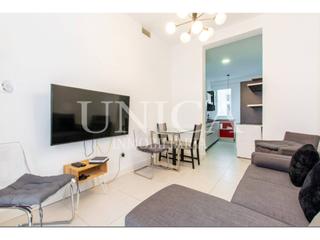 Appartement  Luna. Magnifica reforma exterior a pasos de gran via