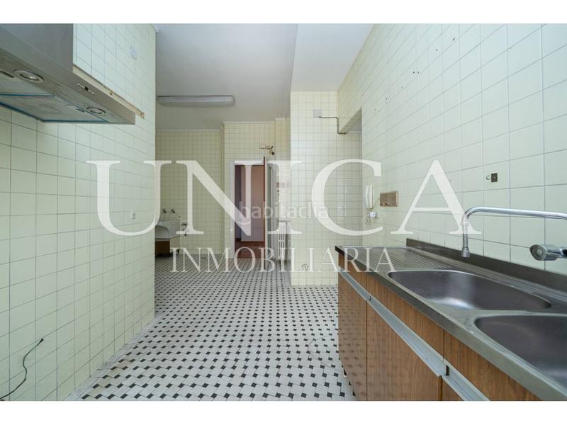 Foto b6cebac6-9280-443c-ae96-8003a4efe971. Piso inmejorable ubicacion muy luminoso y vistas despejadas en Arapiles en Madrid