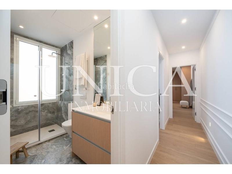 Foto ced1fc93-32e6-4ce5-8ee2-6e829db502d6. Àtic amb calefacció a Goya Madrid