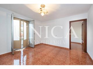 Etagenwohnung in Justicia-Chueca. Oportunidad de reforma con balcones en justicia