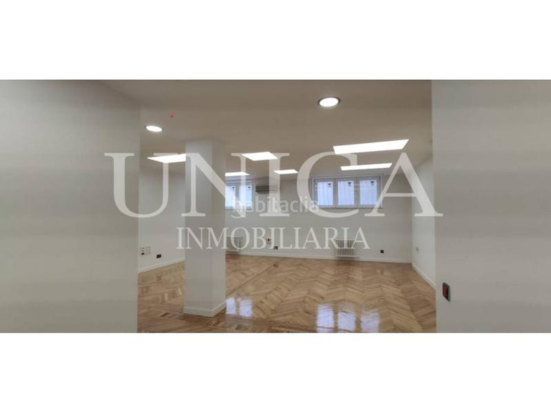 Foto 3c723b70-e1fa-4278-a49b-a0e7bb41d6b5. Office space with heating in El Viso Madrid