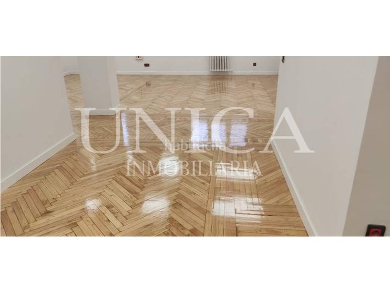 Foto 86d9281e-a4a9-44a1-a6d6-b1270517f063. Office space with heating in El Viso Madrid