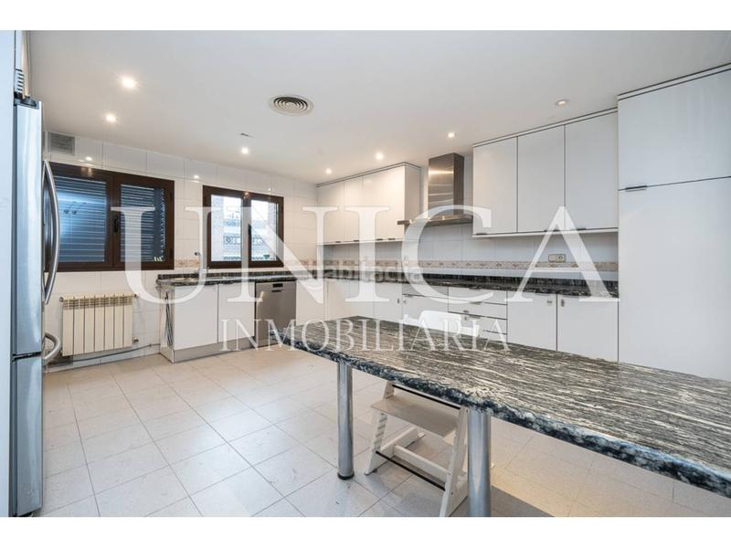 Foto 58edc557-6c08-4bab-8187-781e568a03b0. Appartement avec chauffage parking piscine dans Nueva España Madrid