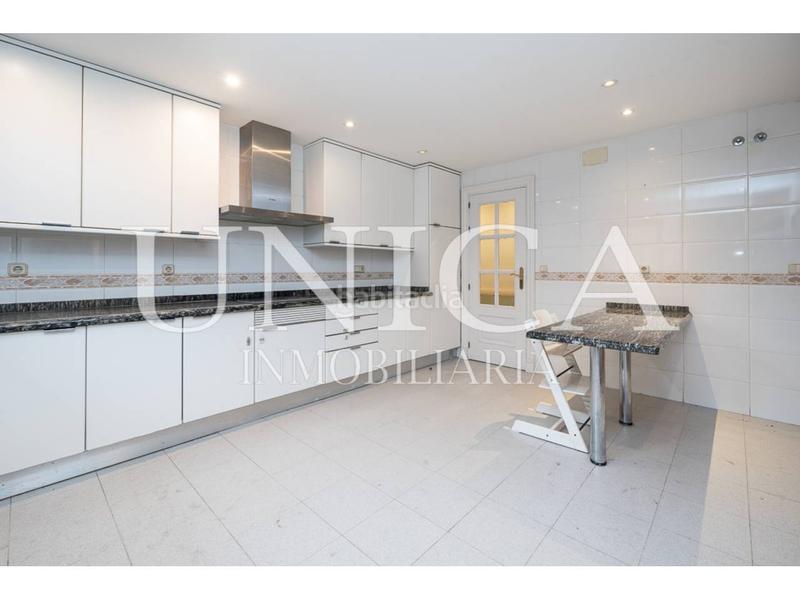 Foto 954818eb-1e83-4269-b60d-64bab70de60e. Appartement avec chauffage parking piscine dans Nueva España Madrid