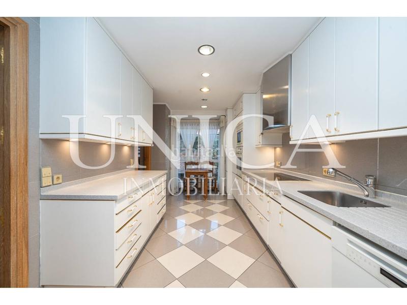 Foto 8e3fbb44-8eff-425d-a9f5-fe0f87265f2c. Dúplex duplex de lujo en arturo soria en Costillares Madrid