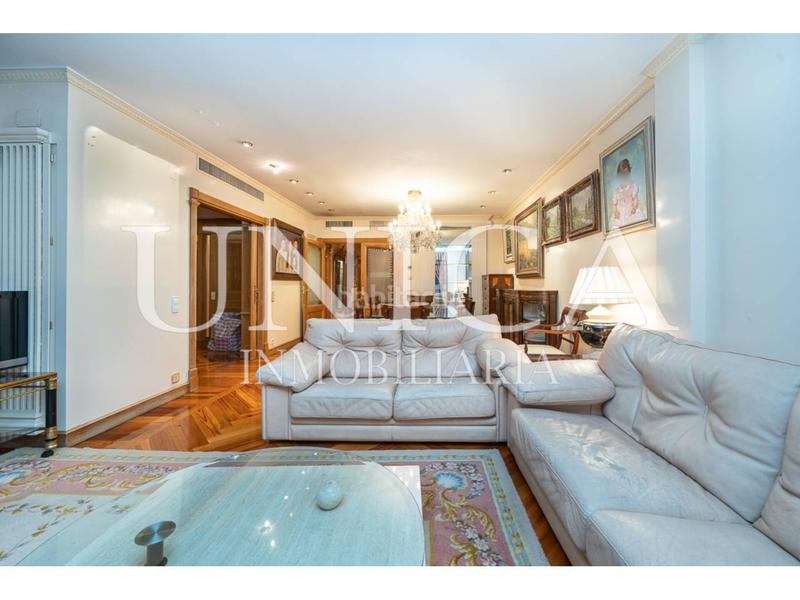 Foto a3b189fb-153a-41cd-a8f3-4a00ab7076ae. Dúplex duplex de lujo en arturo soria en Costillares Madrid