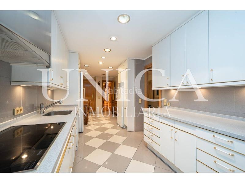 Foto f039dbd5-2513-42de-92f2-8a67ffa23f68. Dúplex duplex de lujo en arturo soria en Costillares Madrid