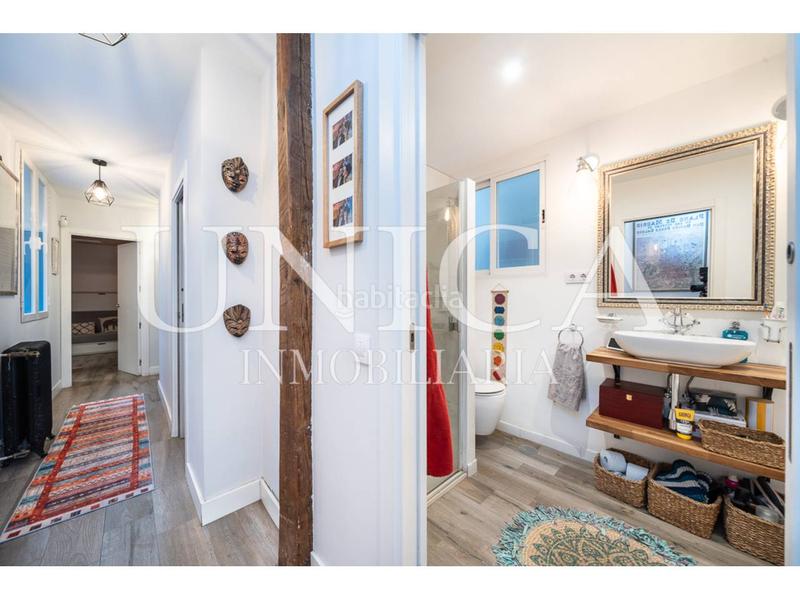 Foto 6abe8392-ab1a-4c13-b631-5bea0ef061a0. Piso espacio, luz y cuatro balcones en arguelles en Madrid