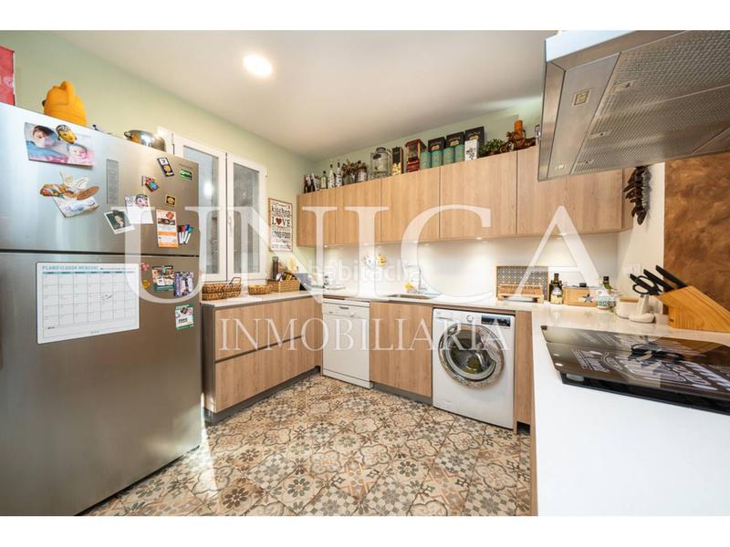 Foto ede2c8c0-2048-47bc-b9e6-f2773be0b875. Piso espacio, luz y cuatro balcones en arguelles en Madrid