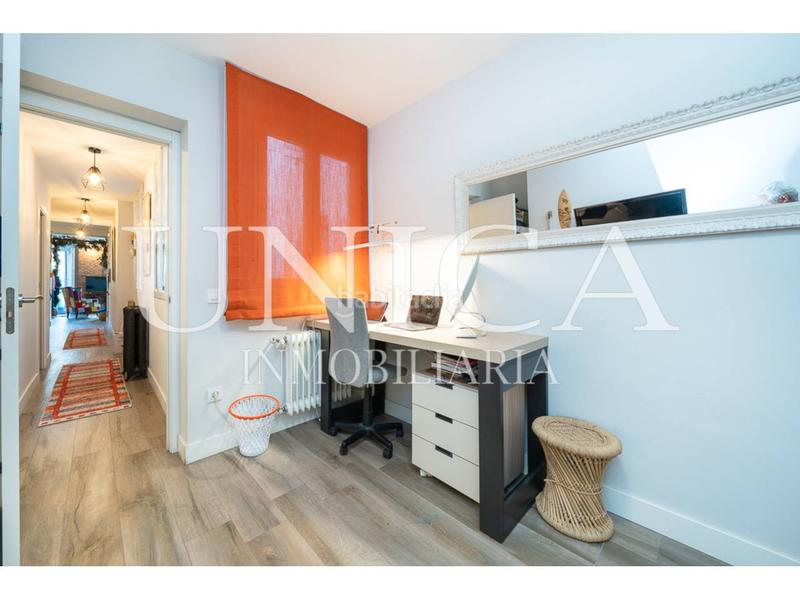 Foto f7105530-c359-44a0-91a8-402035f26bac. Piso espacio, luz y cuatro balcones en arguelles en Madrid