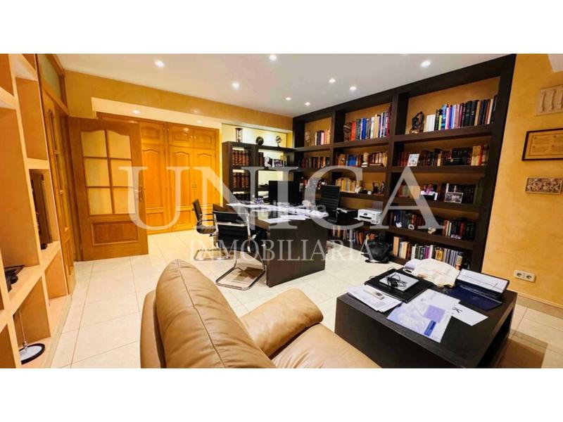 Foto cc08303d-599b-49f9-a3c5-bcf6c456321e. Flat with heating in Castillejos-Cuzco Madrid