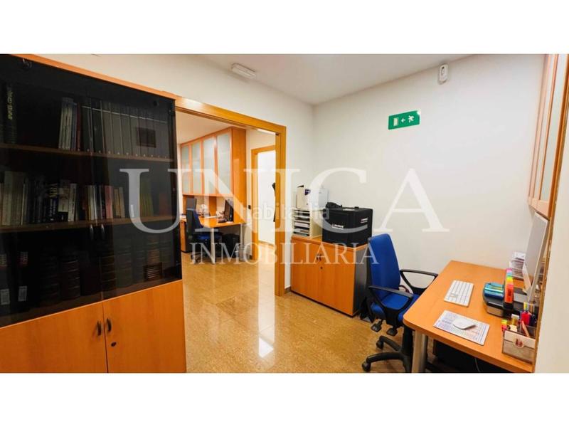 Foto ce8623fb-c3bf-4df7-ab19-d61475201334. Flat with heating in Castillejos-Cuzco Madrid