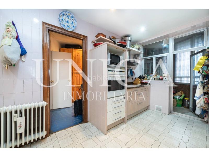 Foto 0b7be8f5-e4a3-418e-9031-bbf454c827ed. Duplex with heating parking in Costillares Madrid