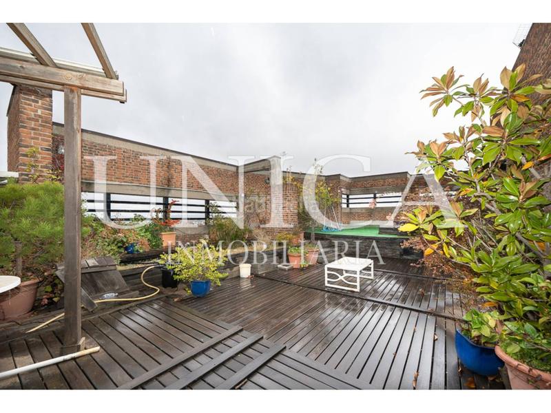 Foto 3afedb04-6460-45e6-8559-2dacecb11480. Duplex with heating parking in Costillares Madrid