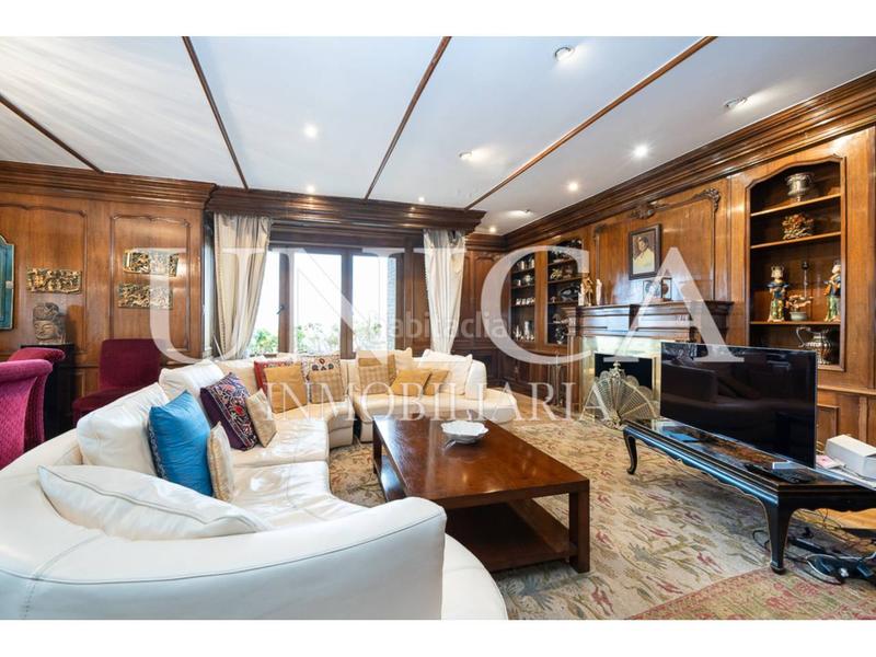 Foto e4dcc843-2f44-4983-9649-02d07f411d36. Duplex with heating parking in Costillares Madrid