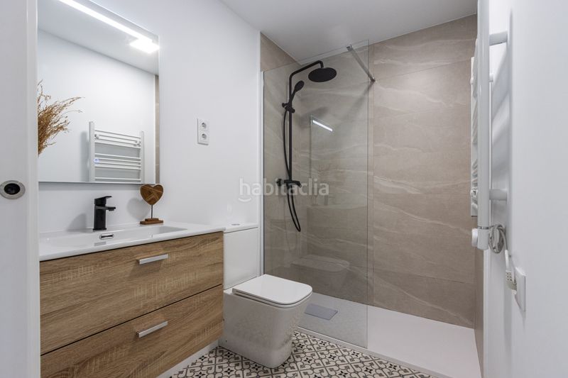 Foto e6d6264d-77aa-4863-9ba0-7f3ac6c80092. Casa adossada amb calefacció a Can Boada Terrassa