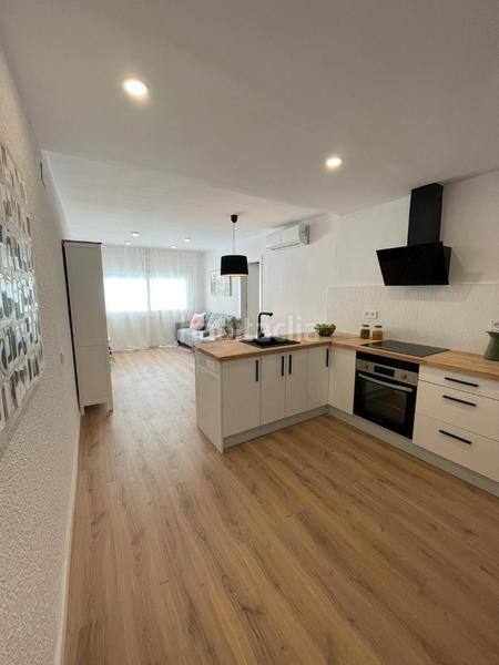 Foto 1b5aa04a-6fa5-432f-b34a-46059f91bdab. Pis amb calefacció a Bellvitge Hospitalet de Llobregat (L´)