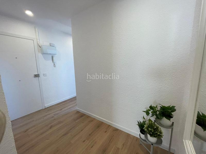 Foto de3f7a92-8635-4ebb-9d03-9b86a6e4f3db. Pis amb calefacció a Bellvitge Hospitalet de Llobregat (L´)