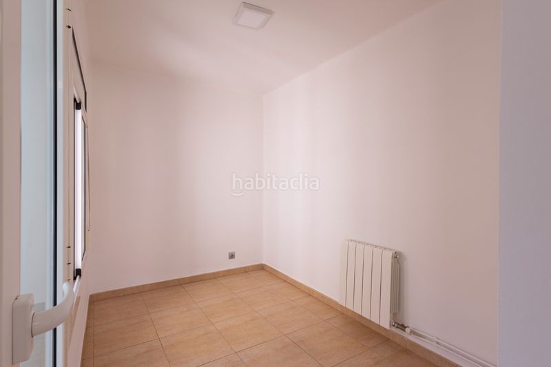 Foto b8f511e0-9852-460f-8508-9148004bf355. Pis a Roc Blanc Terrassa