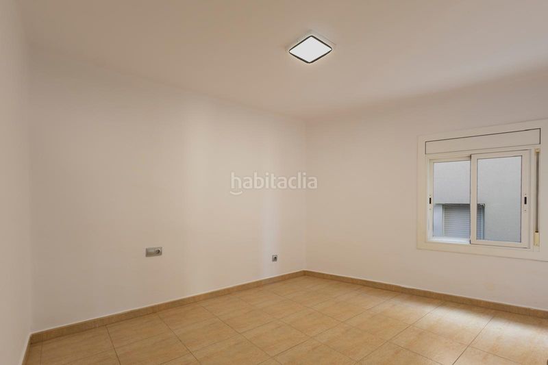 Foto d397e6b3-ba50-4427-9b78-46761ad6a85d. Pis a Roc Blanc Terrassa