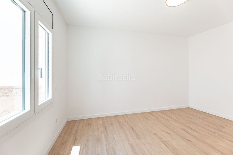 Foto 5cd0c438-30a0-419c-9c41-52fa635a07d5. Casa adossada amb aparcament a La Serreta Rubí