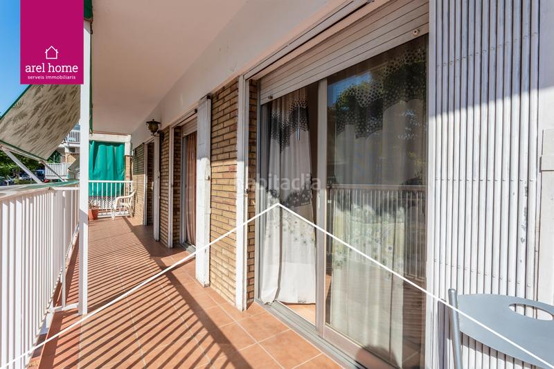 Foto 515b68d0-bc3e-4855-acbc-7b329316b6a7. Piso  de 4 dormitorios con terraza y balcón con plaza de parquing opcional en Esplugues de Llobregat