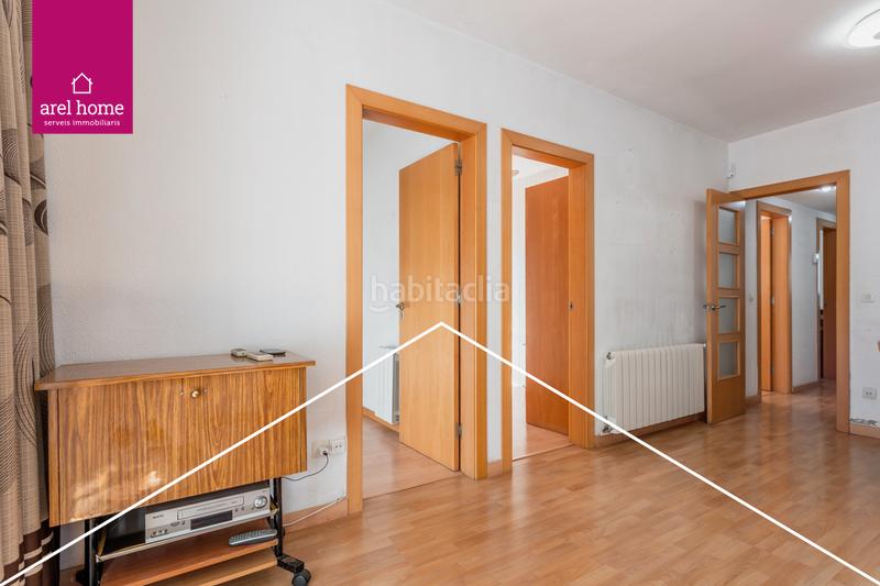 Foto b97a0d8b-3909-4b66-8fda-352aba44c0a2. Piso  de 4 dormitorios con terraza y balcón con plaza de parquing opcional en Esplugues de Llobregat