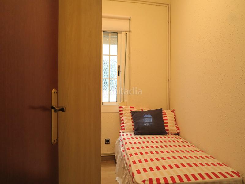 Foto bf21ff44-ea30-4748-8509-3fa8f561238f. Pis amb calefacció a La Plana Esplugues de Llobregat