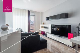 Appartement à Montgat. Piso con vistas al mar en montgat, con plaza de parking y traste