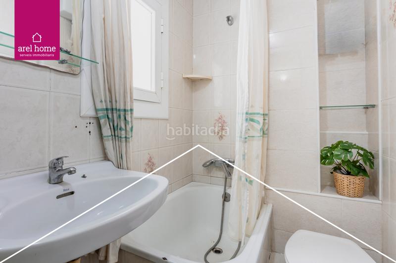 Foto 0b45dea1-6efa-4b22-90d5-f86913b1e9fb. Pis a Can Vidalet Esplugues de Llobregat