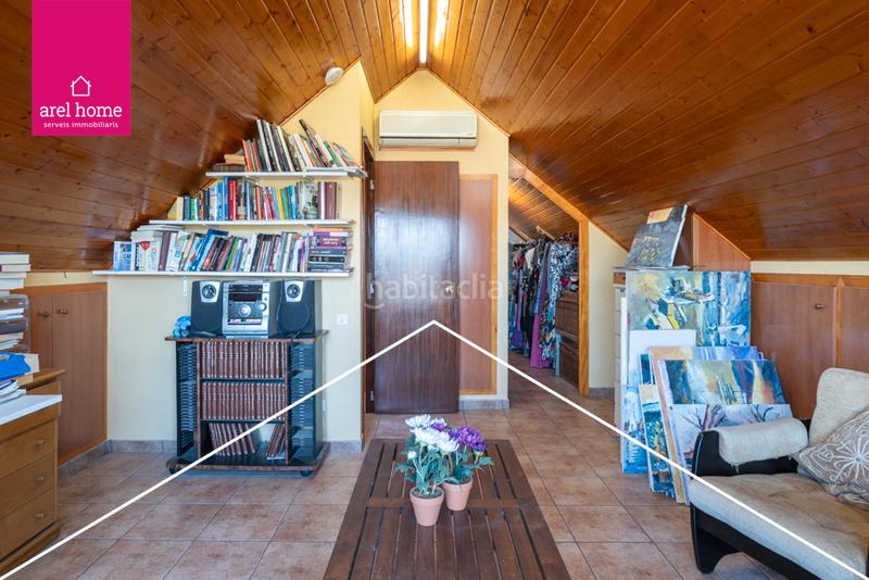 Foto 5c04eed1-ca13-4e24-ad69-d5fb7f3064e9. Chalet **casa independiente : tu refugio ideal a 25 minutos de barcelona** en Cervelló