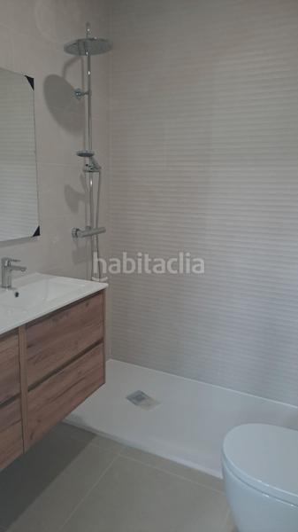 Foto bd395402-0c0a-4567-8318-a32eafa1e381. Piso descubre tu nuevo hogar! en La Gavarra Cornellà de Llobregat
