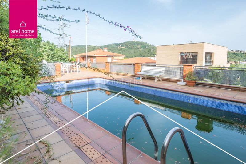 Foto 5bc46a14-9c8b-44da-9a8d-41467c9e3700. Chalet espacio y modernidad a tu alcance. en La Plana-Bellsoleig Sant Just Desvern