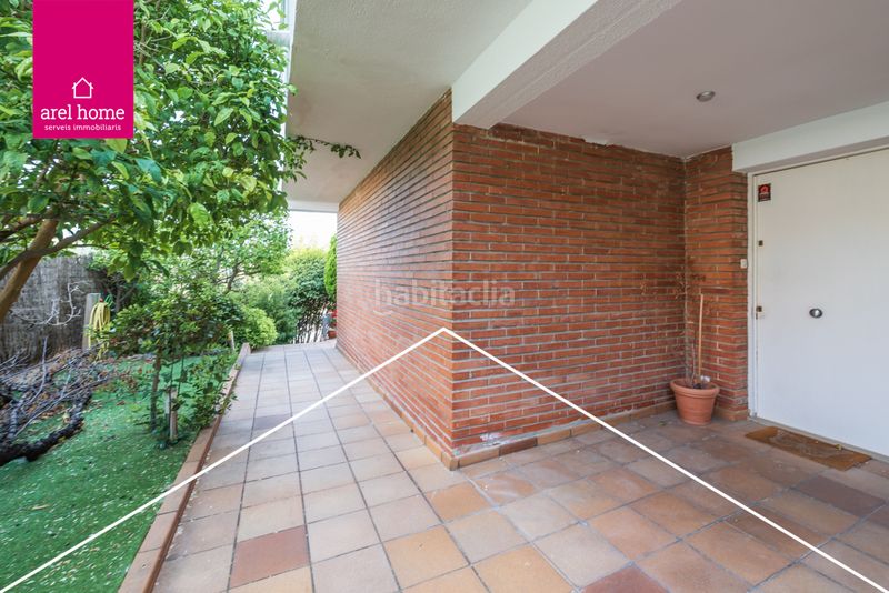 Foto ba4b8aff-b604-47d4-93a7-ba114d64a8b9. Chalet espacio y modernidad a tu alcance. en La Plana-Bellsoleig Sant Just Desvern