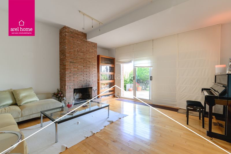 Foto ea2aae4f-47e2-4997-980d-037e48321303. Chalet espacio y modernidad a tu alcance. en La Plana-Bellsoleig Sant Just Desvern