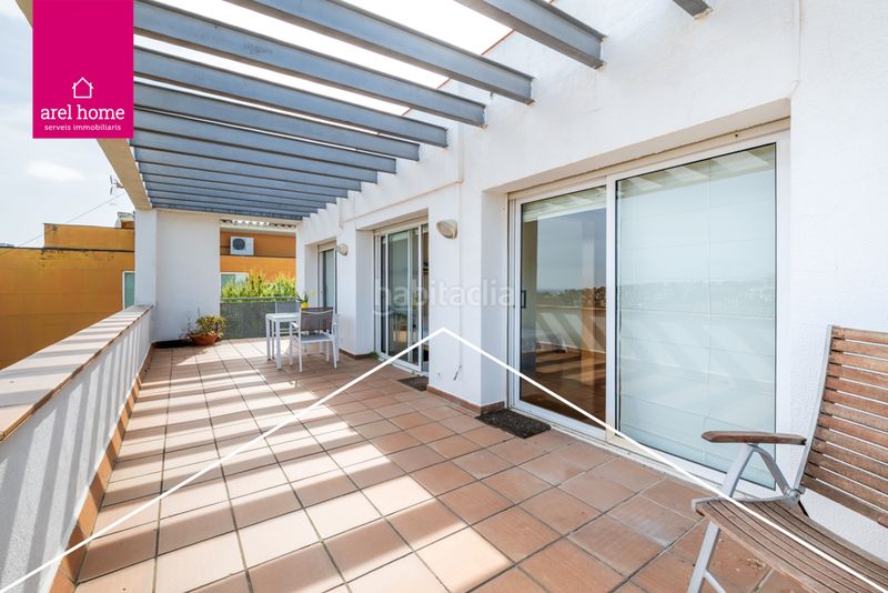 Foto fa405b54-3e9a-4e26-be44-b7d3eff222f9. Chalet espacio y modernidad a tu alcance. en La Plana-Bellsoleig Sant Just Desvern
