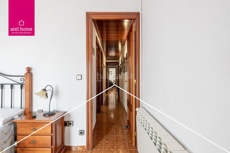 Foto a0edbc58-3883-44be-a83d-f455d9ba28eb. Àtic a Centre Esplugues de Llobregat