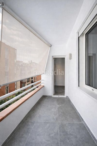 Foto 473d526f-b3b3-49f2-b07f-74788edb3392. Pis amb calefacció a El Gall Esplugues de Llobregat