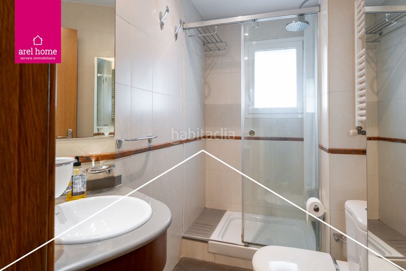 Foto 9d4f59f3-956d-4f31-9494-9b333ed3dbfb. Etagenwohnung in Centre Esplugues de Llobregat