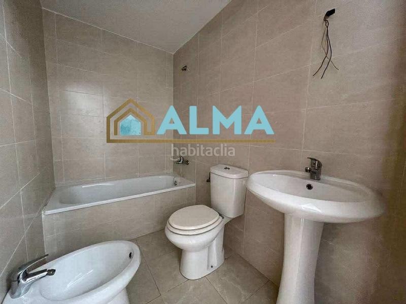 Foto 6185ed2c-4b16-4da1-bdfb-6415d9bde407. Casa adossada a Los Pinos Algeciras