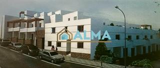 Casa adosada  Avenida flores las. Gran oportunidad !!! adosado con  patio y terraza