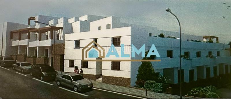 Foto 8ca52b32-c34a-4cef-9082-0b2182bb0ff8. Casa adossada a Los Pinos Algeciras