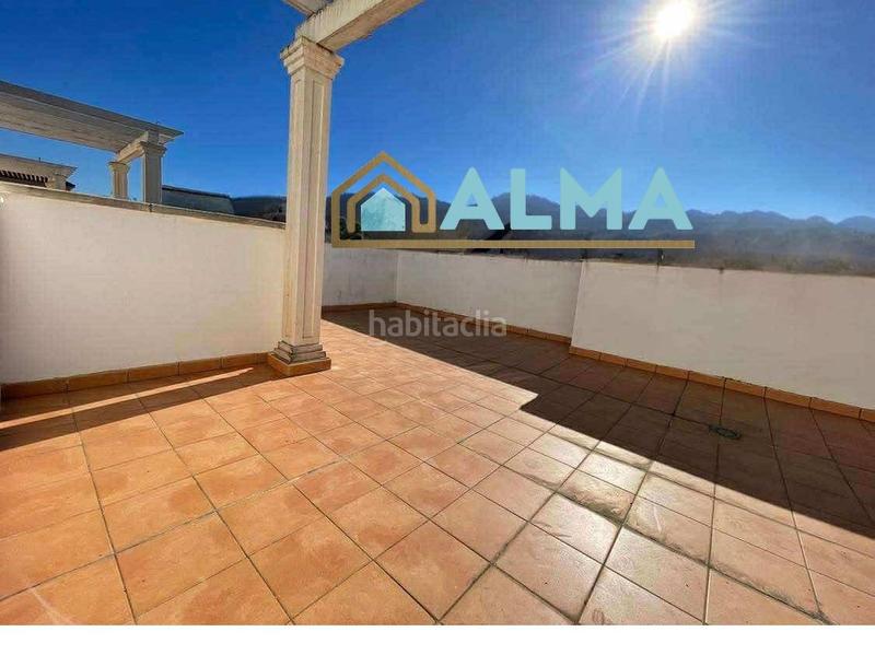 Foto c5802fd3-be6d-4845-a8cf-b1b2b76c2531. Casa adossada a Los Pinos Algeciras