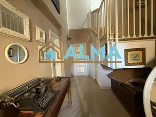 Chalet à El Rinconcillo. Gran chalet con dos apartamentos en el rinconcillo