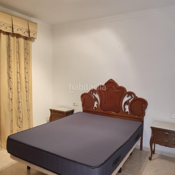 Foto c8af5223-df4d-4ee9-8e2b-4d595205e1ca. Casa con camino parcheggio in Villarrubia Córdoba