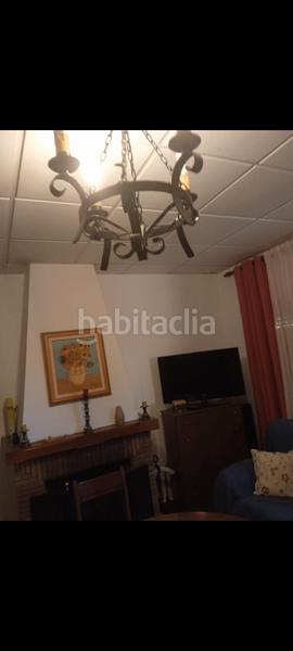 Foto 75bf8554-9c8a-4038-a0c2-ca29d7ece494. Casa amb xemeneia a Carlota (La)