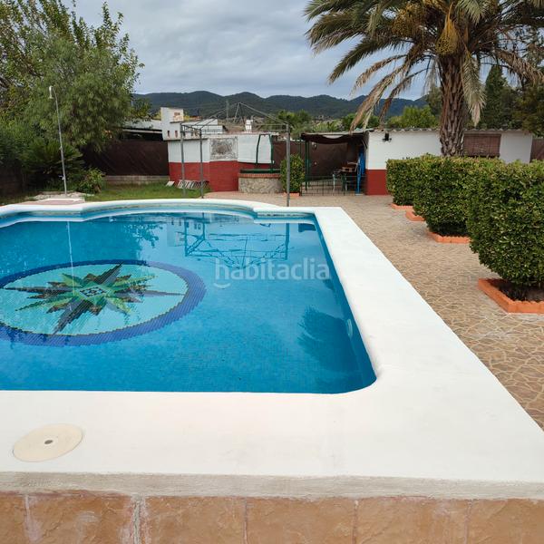 Foto 3ecb191d-a7ab-413a-942f-ddb3c96f53e2. Chalet con camino parcheggio piscina in El Higuerón Córdoba